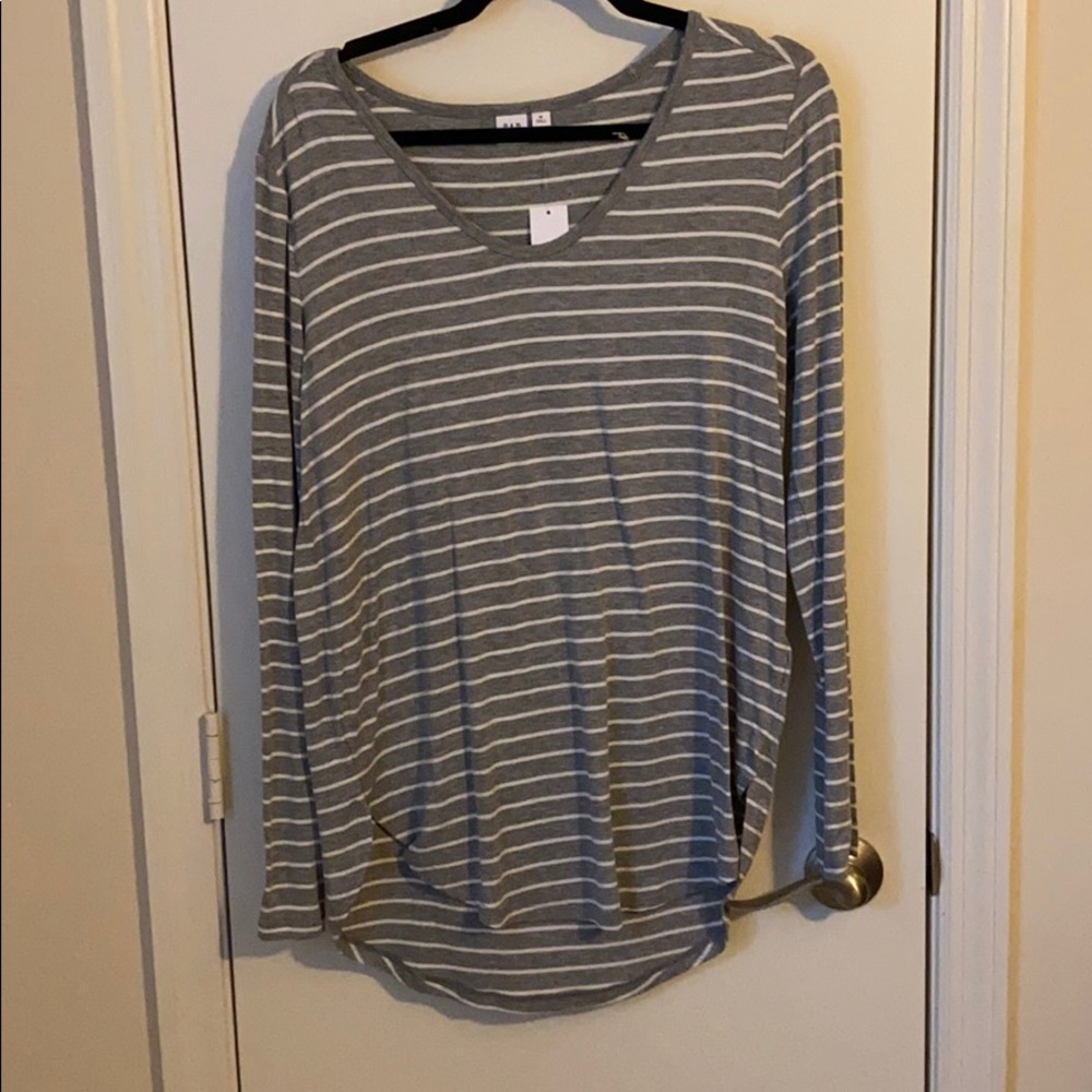 Gray striped long sleeve shirt size medium